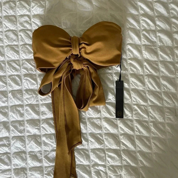 House of Harlow 1960 X Revolve Tammy tan halter wrap top - Picture 5 of 12